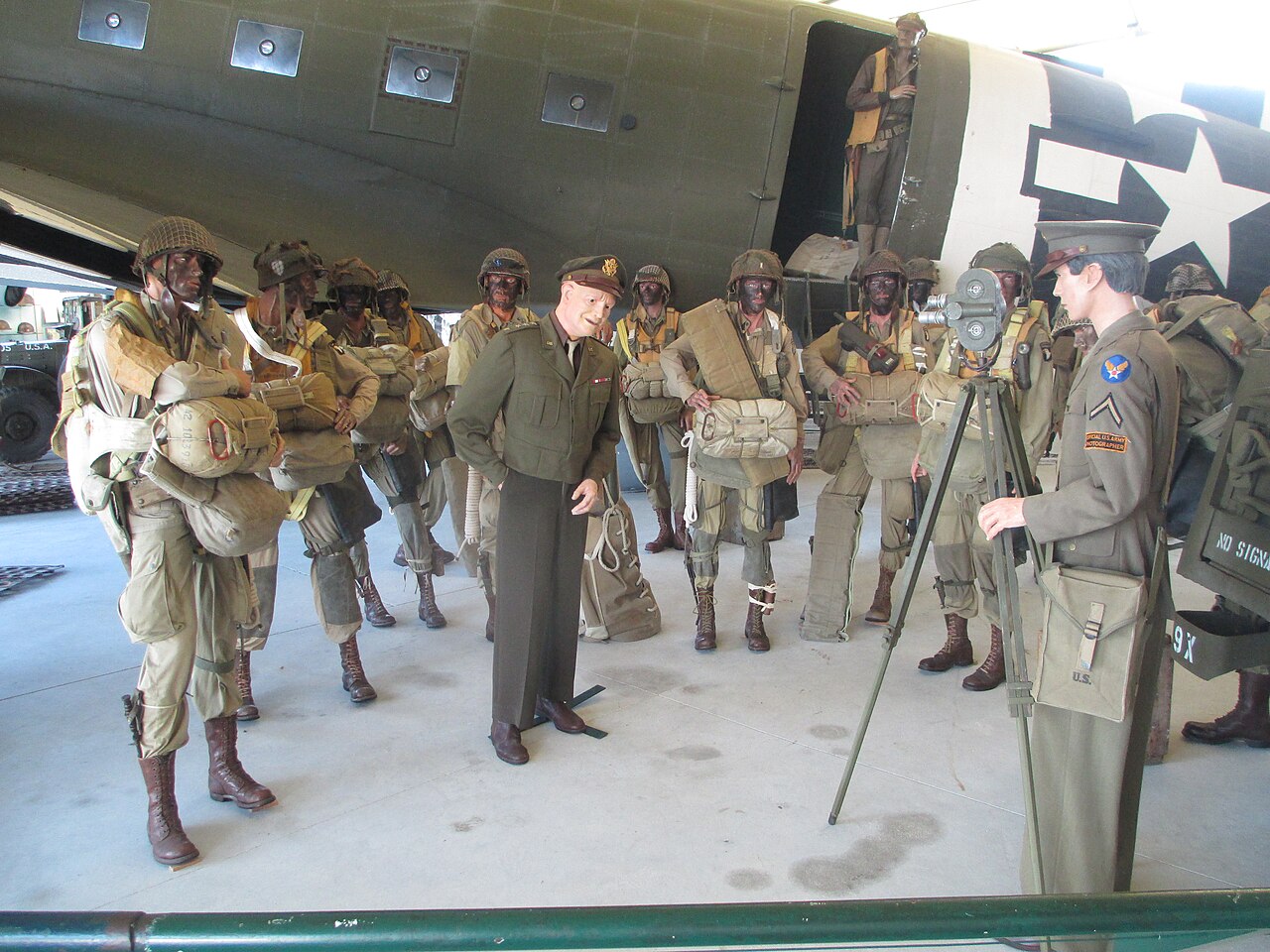 Une scène reconstituée à l’Airborne Museum de Sainte-Mère-Église, photographiée en 2017.