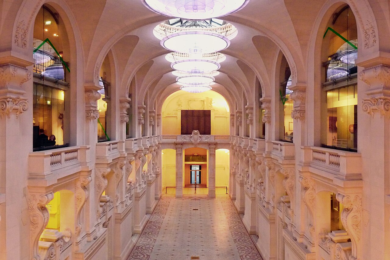 Le hall du musée des Arts décoratifs à Paris, photographié en 2011.