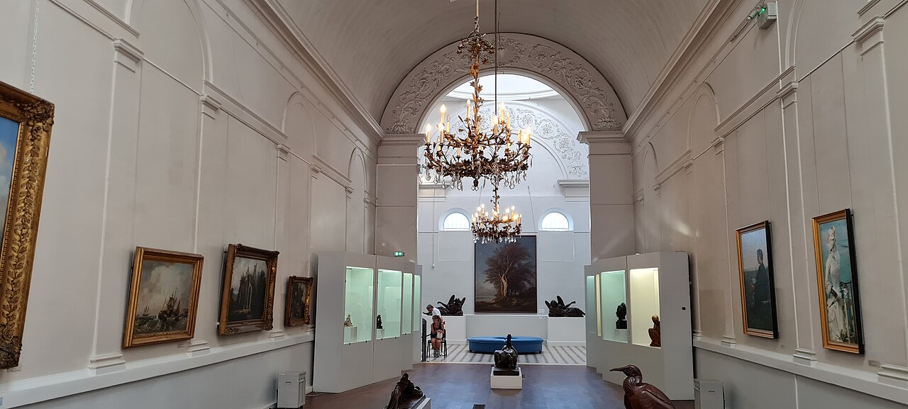 Une salle du musée Eugène-Boudin à Honfleur, photographiée en 2024.