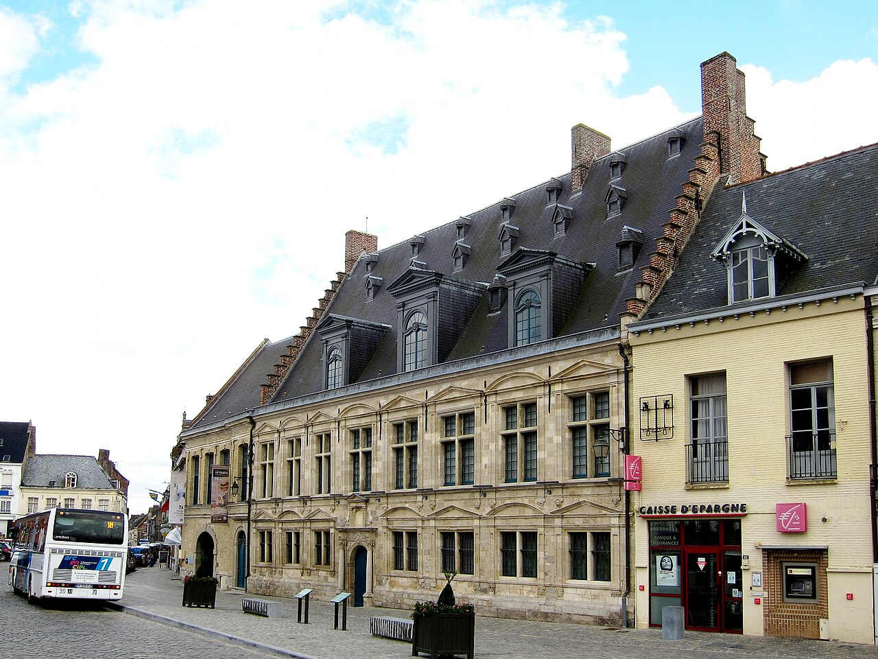 L’hôtel de la Noble Cour, siège du musée de Flandre à Cassel, photographié en 2012.