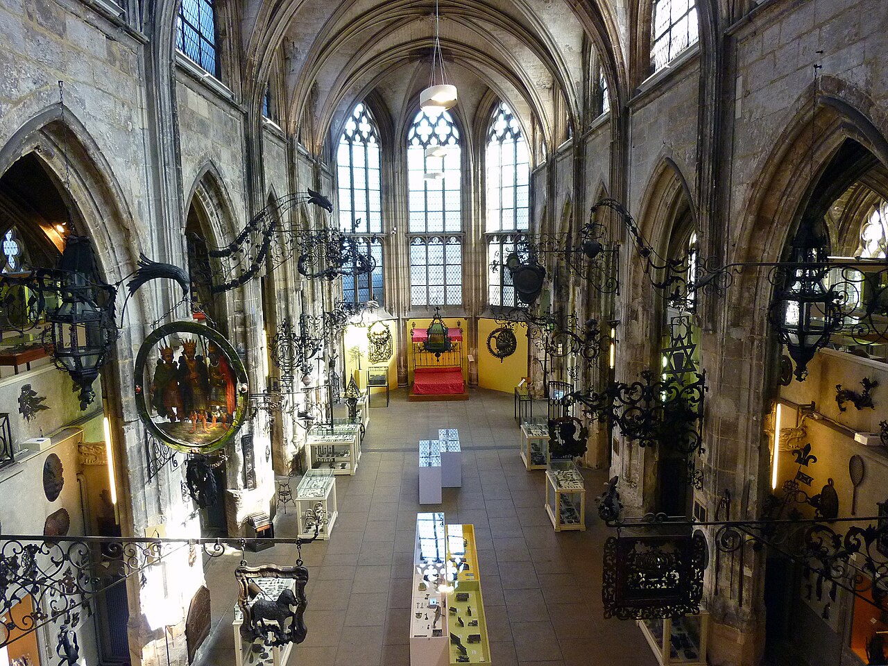 Une vue intérieure du musée Le Secq des Tournelles à Rouen, photographiée en 2010.